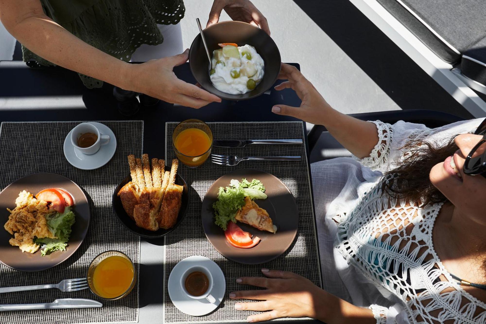 Wesense Santorini By Caldera Houses อิเมโรวิยอน ภายนอก รูปภาพ